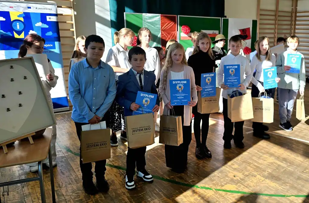 Rowerem, hulajnogą i pieszo przez Kościelisko. Młodzi fotografowie pokazali ekologiczną stronę mobilności