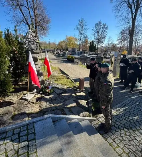 Nowy Targ pamięta o bohaterach. Wspólny hołd służb i młodzieży