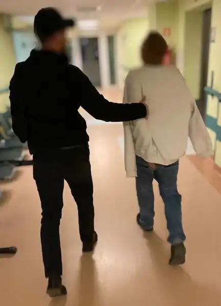 Zatrzymanie poszukiwanego w Nowym Targu: brat stawia czynny opór i sam trafia przed sąd