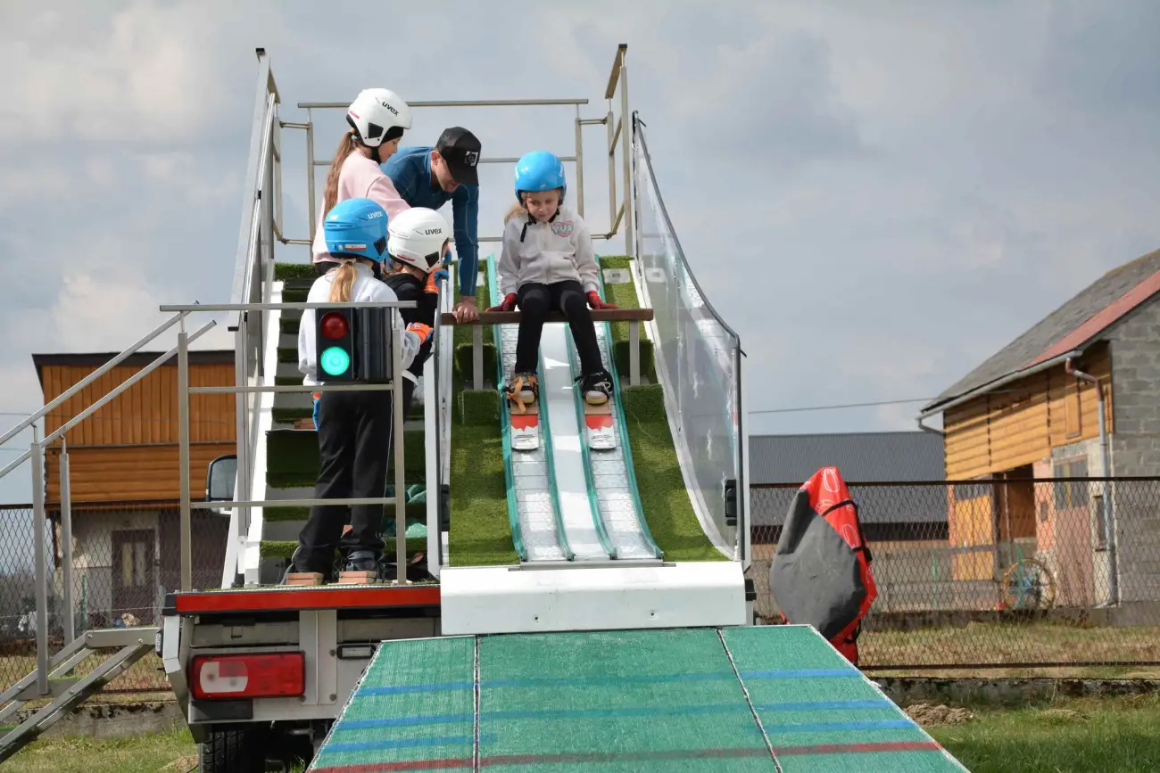 „Narty w Ruchu” przyciągnęły młodych uczestników