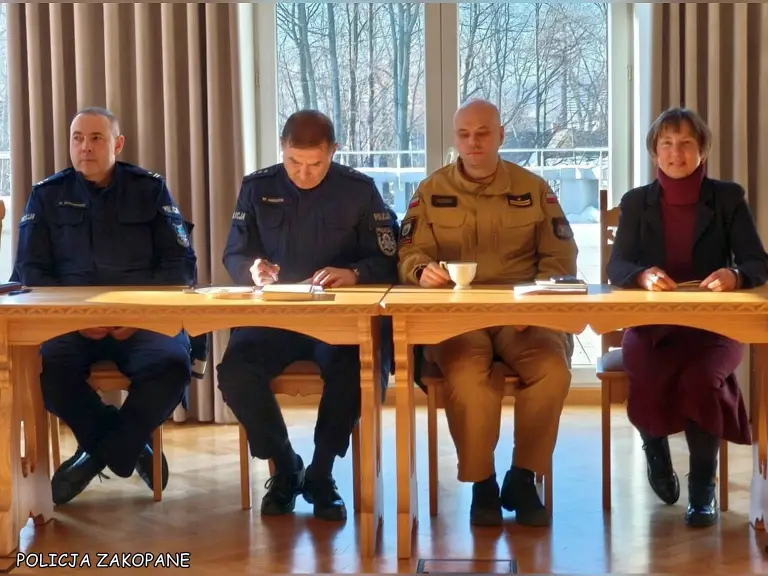 Kontrole, patrole i prewencja. Tak powiat tatrzański przygotowuje się na ferie