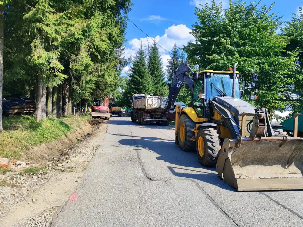 Nowa jakość na Budzówce. Chodnik, oświetlenie i asfalt