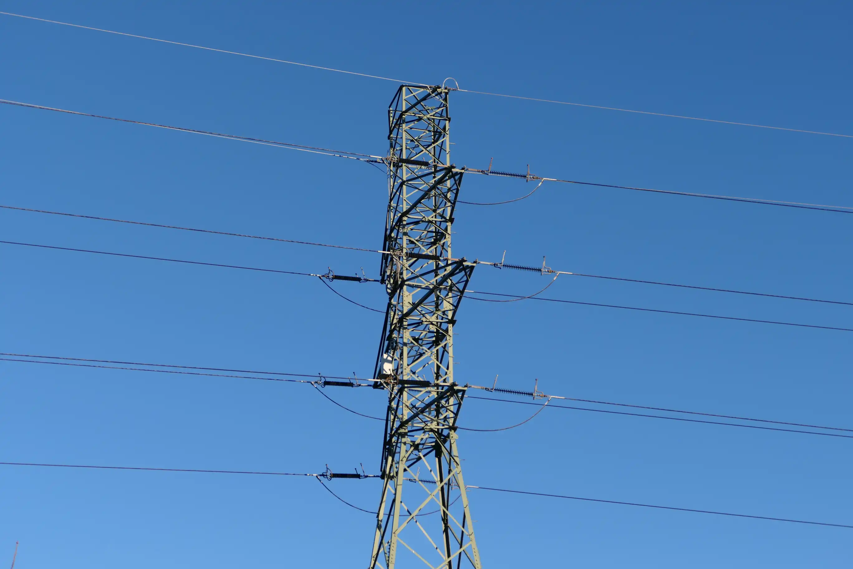 Planowane przerwy w dostawie prądu w powiatach tatrzańskim i nowotarskim w dniach 22-26