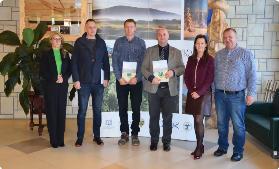 Gmina Jabłonka modernizuje drogi. Nowe umowy podpisane