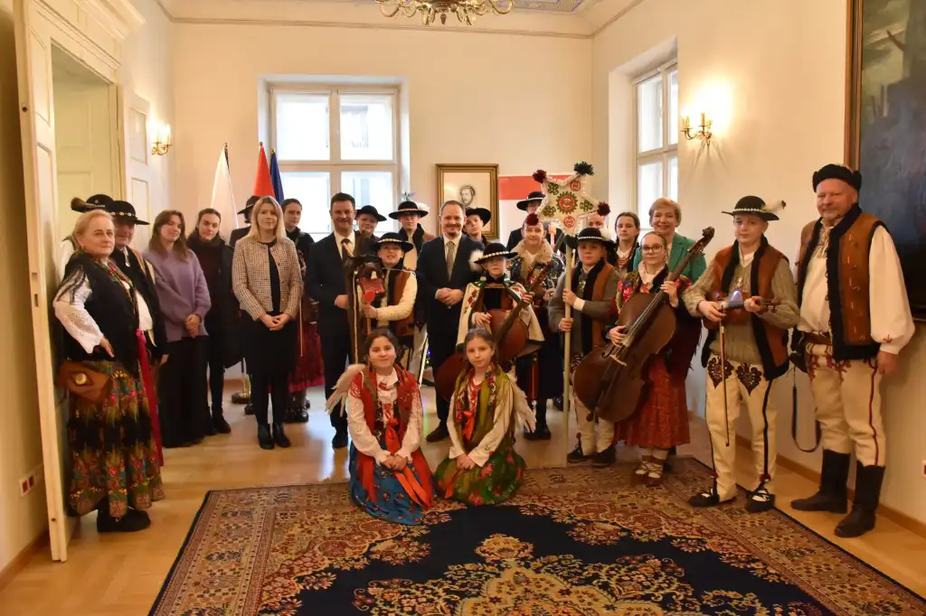 Świąteczne kolędowanie w Konsulacie Węgier