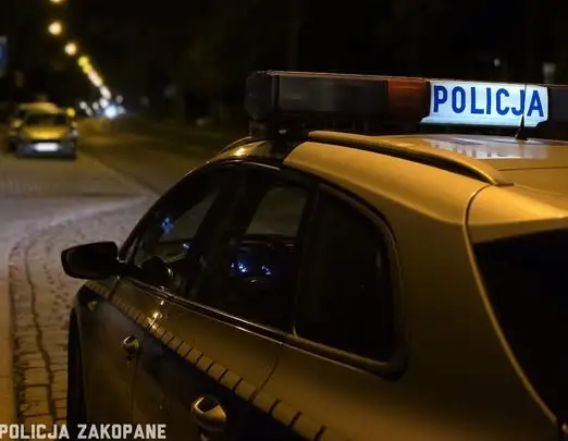 Tragedia na prywatnym parkingu w Zakopanem. Nie żyje 6 letnie dziecko