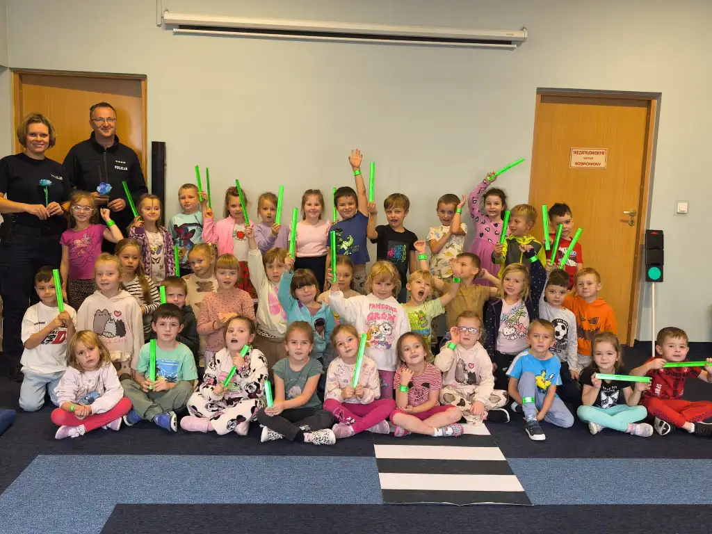 Odblaski, foteliki i numer 112. Przedszkolaki z Kościeliska już wiedzą, jak być bezpiecznym