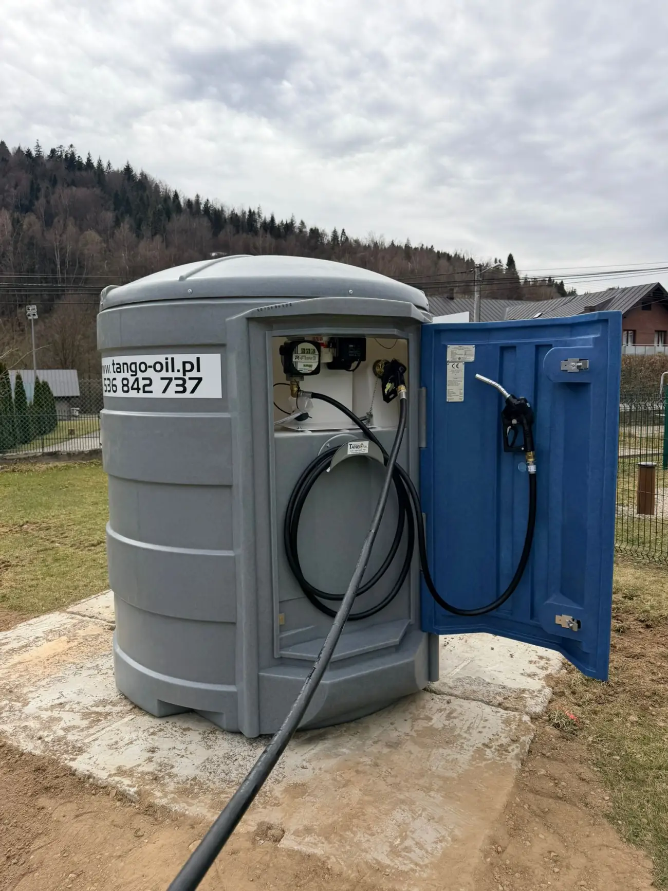 Gmina Ochotnica Dolna inwestuje w nowe zbiorniki paliwa