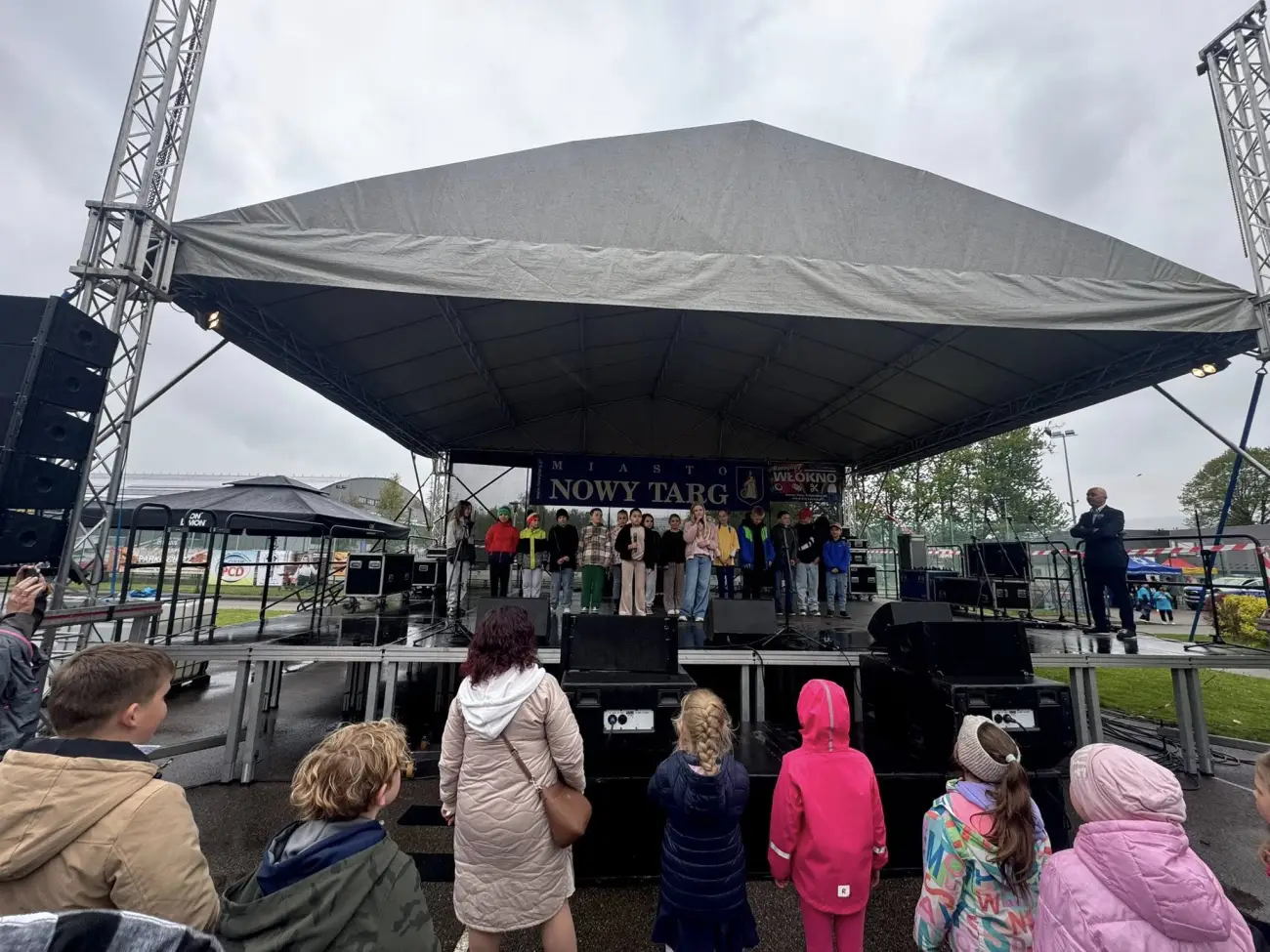 Tłumy mieszkańców i świetna zabawa. Piknik Majowy przy „Jedynce” w Nowym Targu