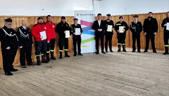 Strażacy z Gminy Biały Dunajec po szkoleniu KPP