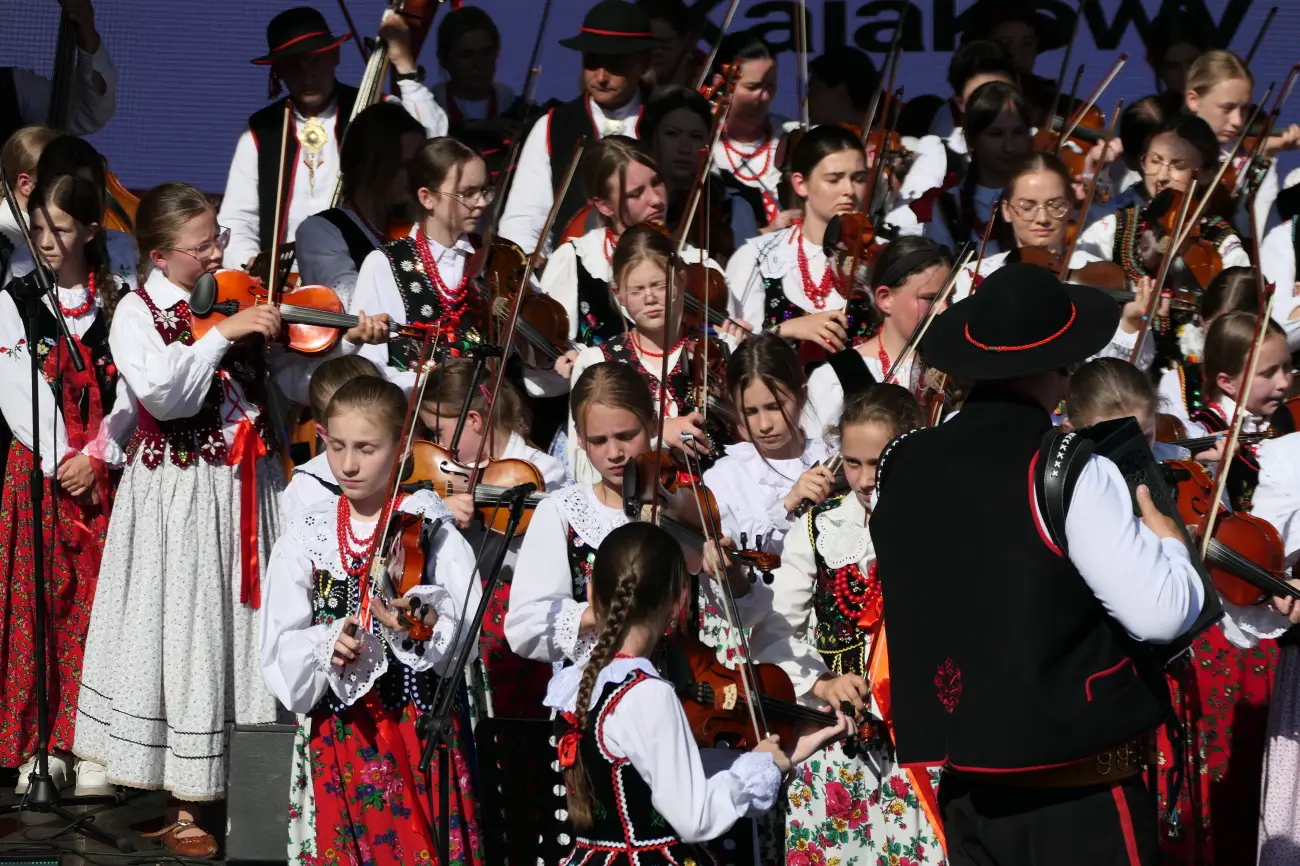 Muzyka i regionalna tradycja opanowały Krościenko nad Dunajcem. Finał festiwalu zwieńczył koncert Justyny Steczkowskiej
