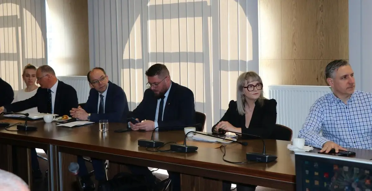 Komunikacja, szkoły i turystyka. Samorządowcy debatowali w Nowym Targu Komunikacja, szkoły i turystyka. Samorządowcy debatowali w Nowym Targu