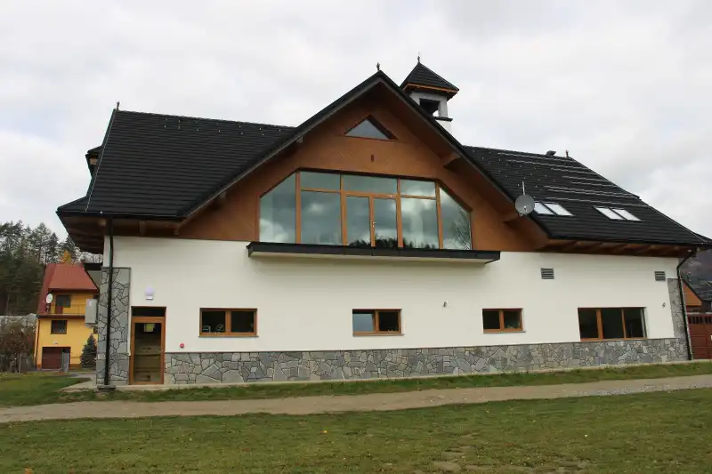 Finisz budowy remizy w Sromowcach Niżnych. Inwestycja za 5,5 mln zł