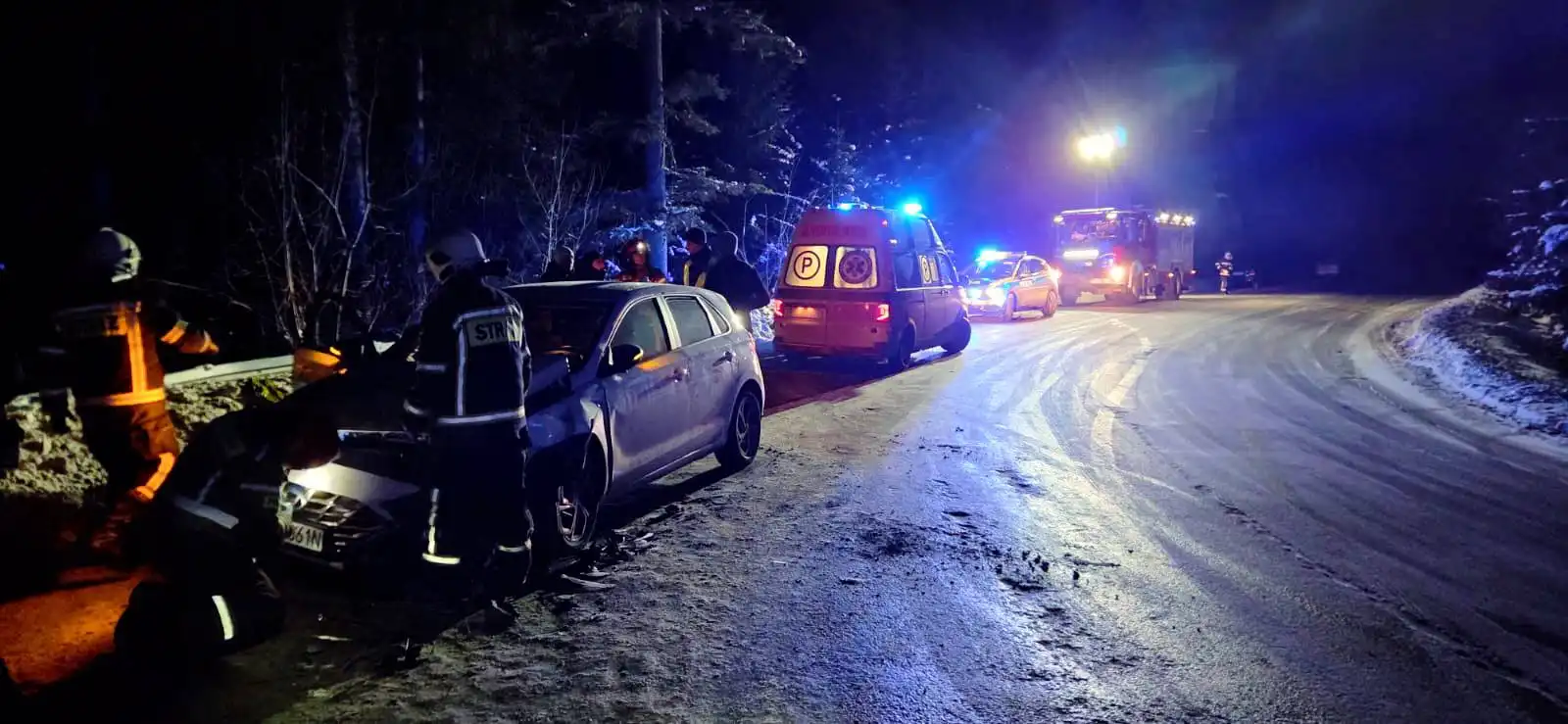 Małe Ciche: Na ulicy Zazadnia zderzyły się dwa samochody