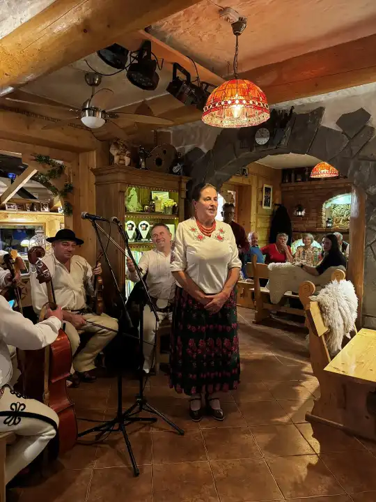 Posiady w Poroninie. KGW z Suchego promowało lokalną kulturę i muzykę