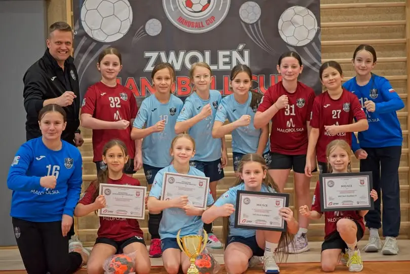 Dziewczęta ze Szaflar na podium. Udany występ w Zwoleniu