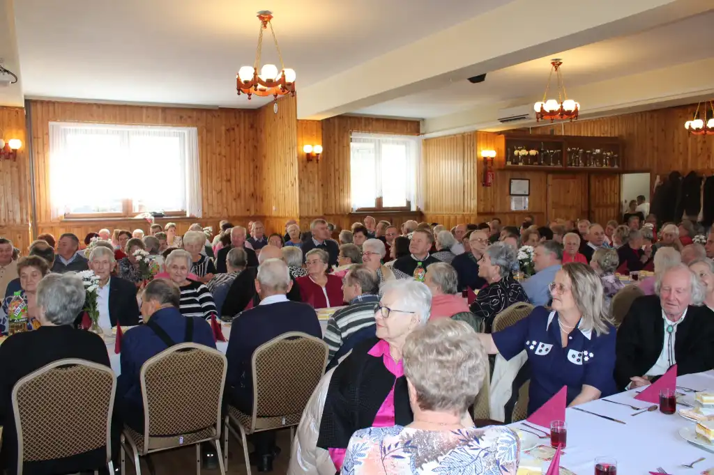 Łapsze Niżne: Dzień Seniora pełen śmiechu, tańców i wzruszeń