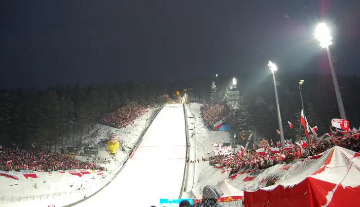 Sportowe święto pod Tatrami: Puchar Świata w skokach narciarskich w Zakopanem