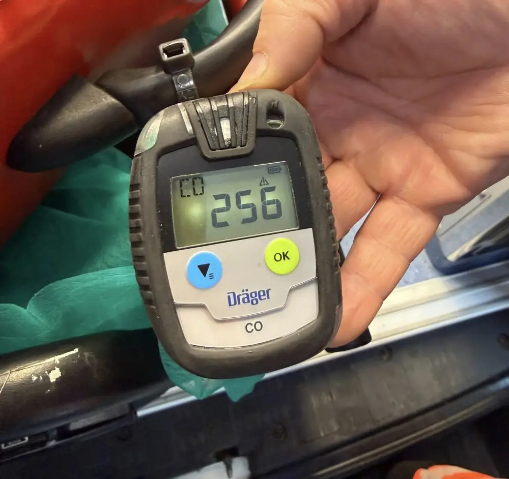 Zwykła interwencja, mogła skończyć się tragiczne. Czujnik uratował ratowników i domowników