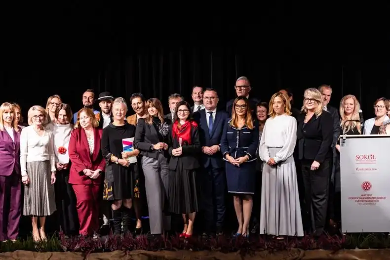 Święto nauczycieli w Małopolsce. Nagrody, awanse i wdzięczność