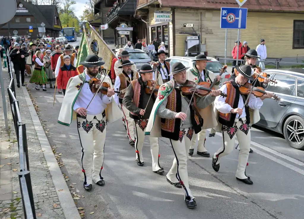 Blacha, tradycja i pasja. Zakopane świętuje 150 lat przewodnictwa tatrzańskiego