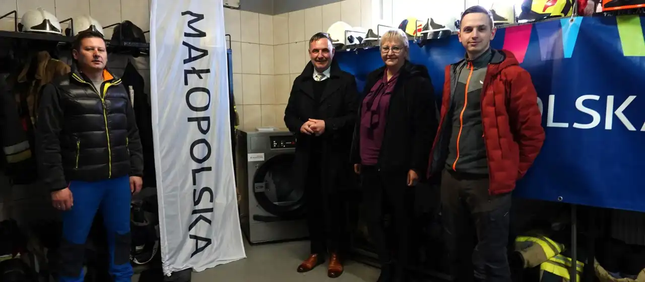 Szczawnickie OSP doposażone. Profesjonalny sprzęt trafił do strażaków