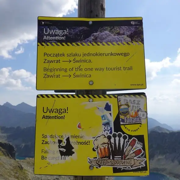 Kradną je ze szlaków i wieszają w domach. TPN mówi wprost: „To wstyd”
