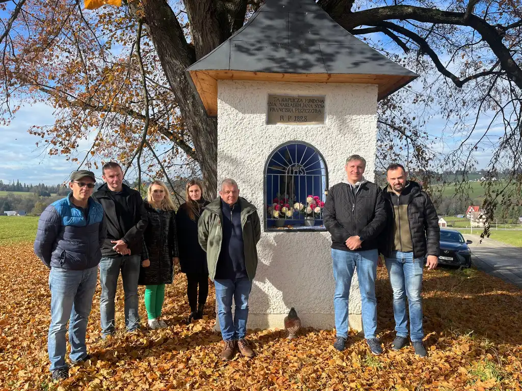 Szaflary odnawiają pamięć. Kapliczki i krzyże odzyskały dawny blask