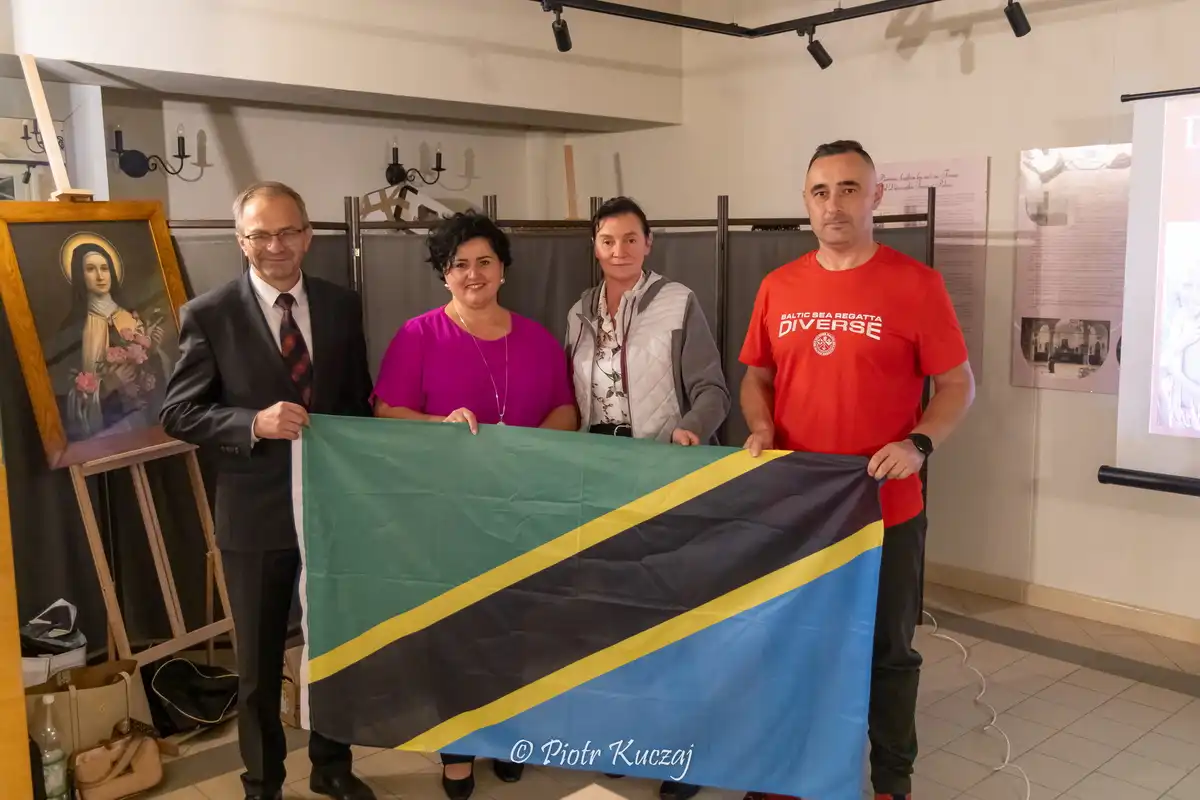 Z Rabki do Tanzanii. Spotkanie z pasją i sercem