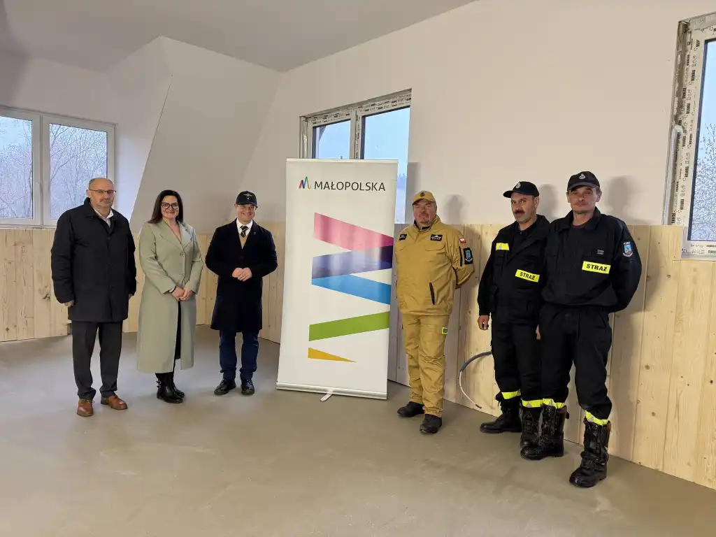 Nowe oblicze remizy OSP Ratułów. Pierwszy etap remontu zakończony