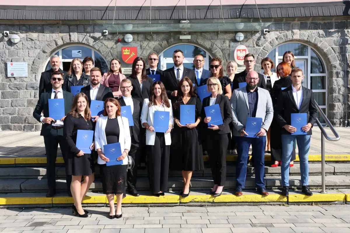 Egzaminy zdane, teraz czas na kolejny etap. 26 nauczycieli z powiatu nowotarskiego z awansem