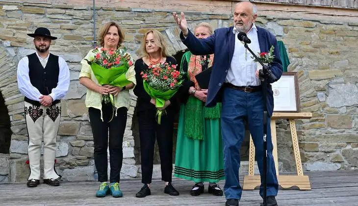 Zakopane doceniło swojego artystę. Wystawa Stanisława Cukra otwarta