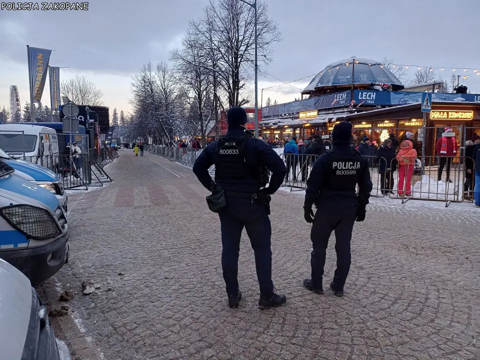 Mandaty, przemarznięci i zagubieni. Policyjne interwencje w Zakopanem