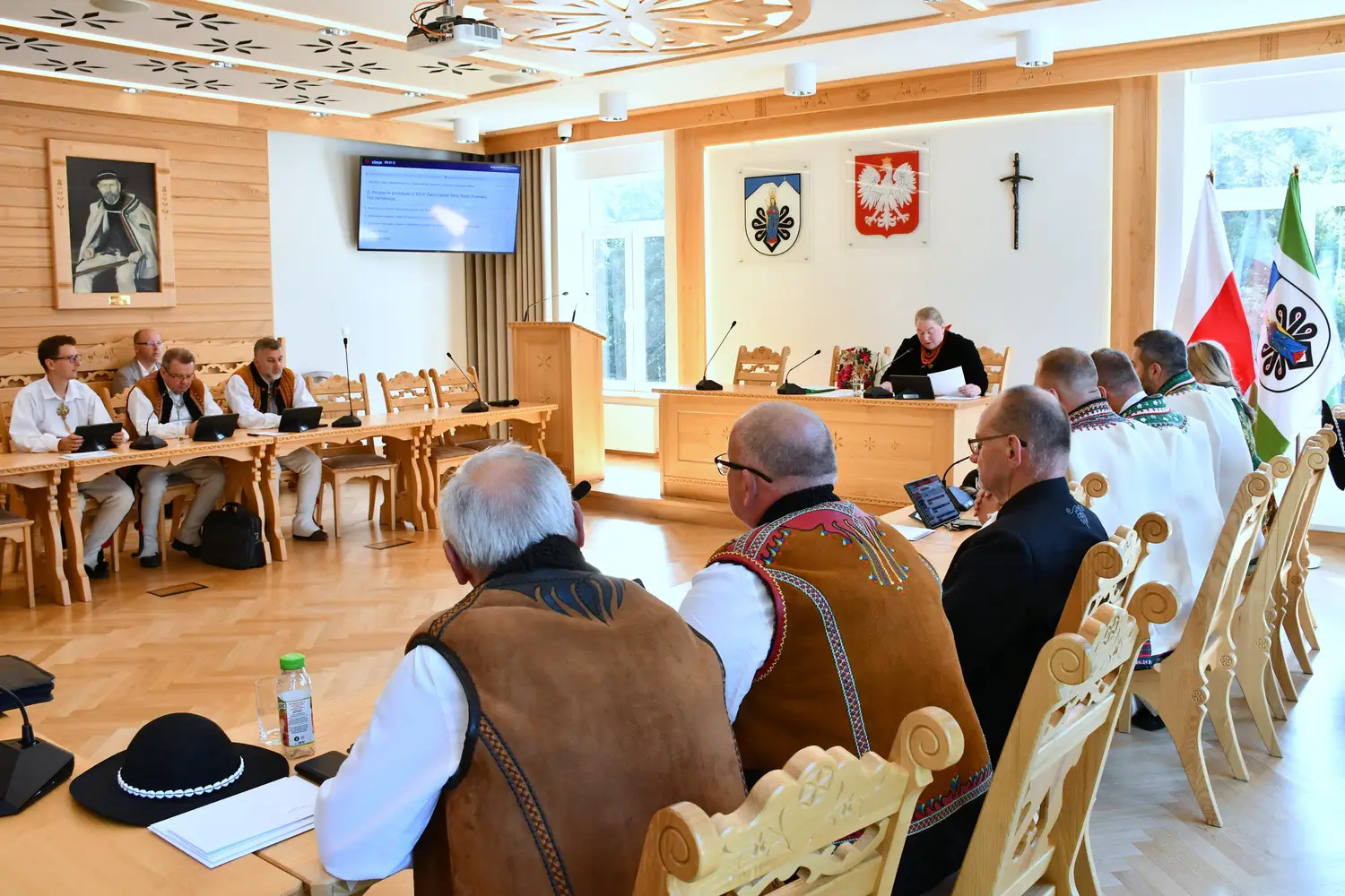 „Nie ugniemy się przed internetowym linczem”. Mocna rezolucja tatrzańskich radnych