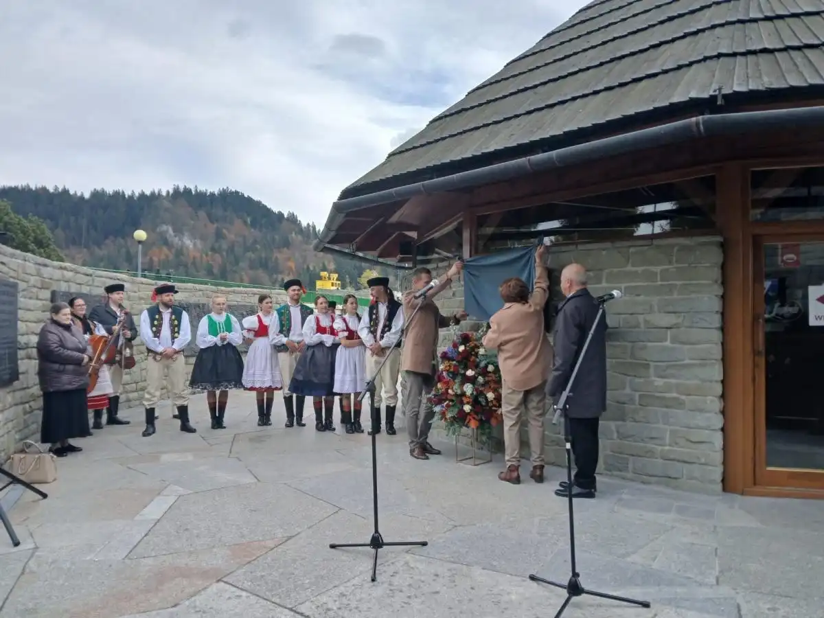 Człowiek który ujarzmił wodę i pokochał Spisz. Tablica pamięci Władysława Macieja Krakowskiego odsłonięta