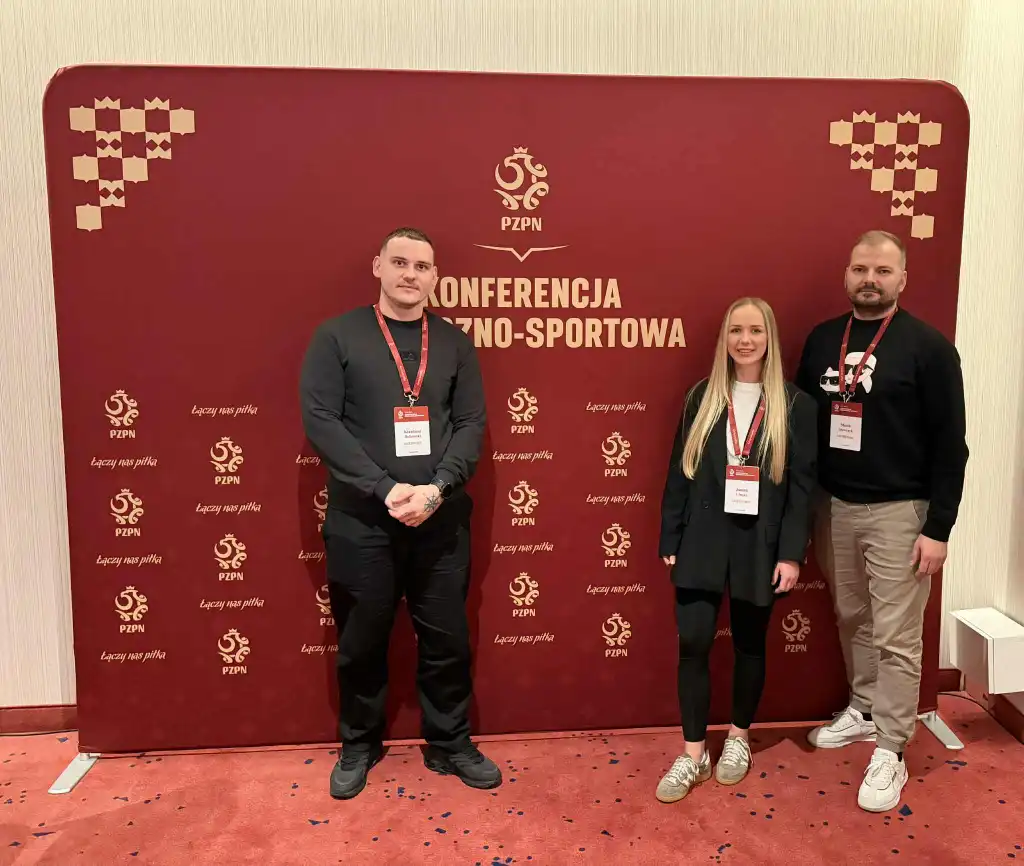 Fizjoterapeuci NKP Podhale Nowy Targ na Konferencji Medyczno-Sportowej PZPN 2025