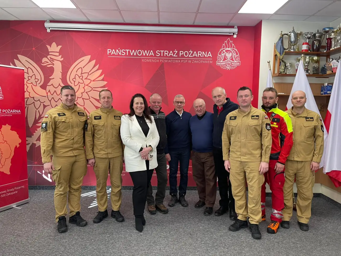 Nowe wyposażenie dla zakopiańskich strażaków. Pomogły stacje narciarskie