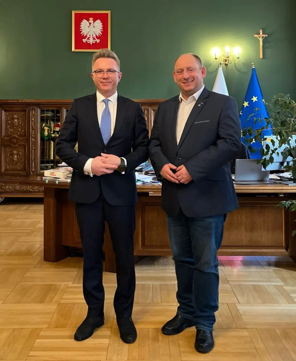 Drogi, chodniki i obrona cywilna. Priorytety gminy Ochotnica Dolna omawiane z Wojewodą Małopolskim