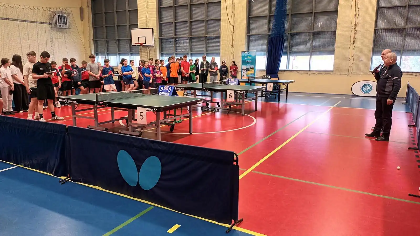 Powiatowe zawody w tenisie stołowym: sukcesy gminy Jabłonka