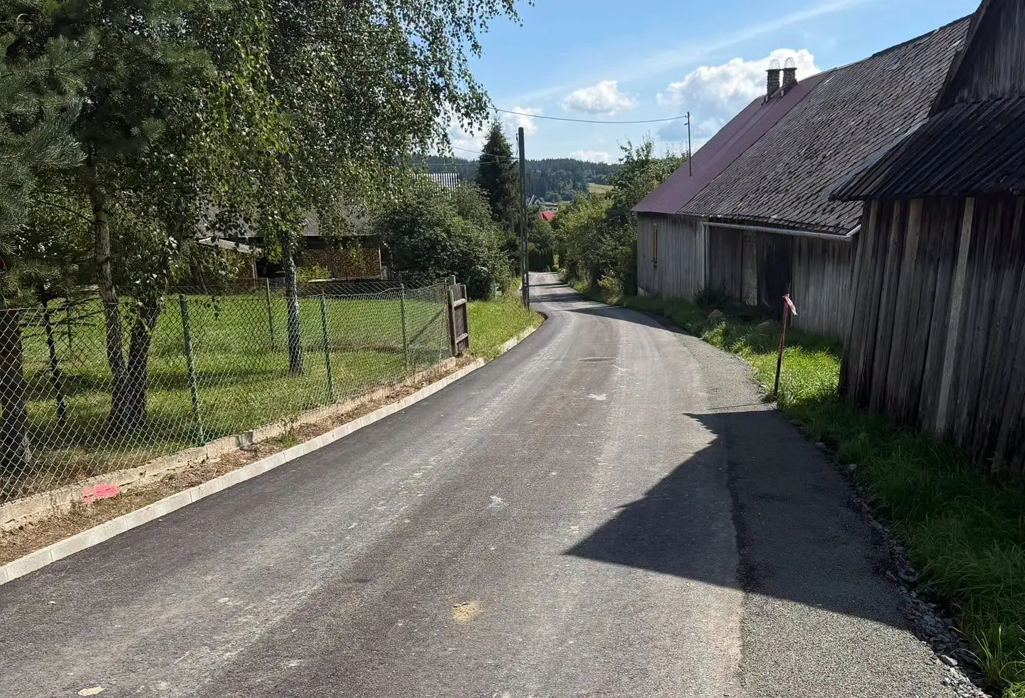 Ponad pół miliona złotych na drogę w Skoczykach. „Na Grapie” już gotowa