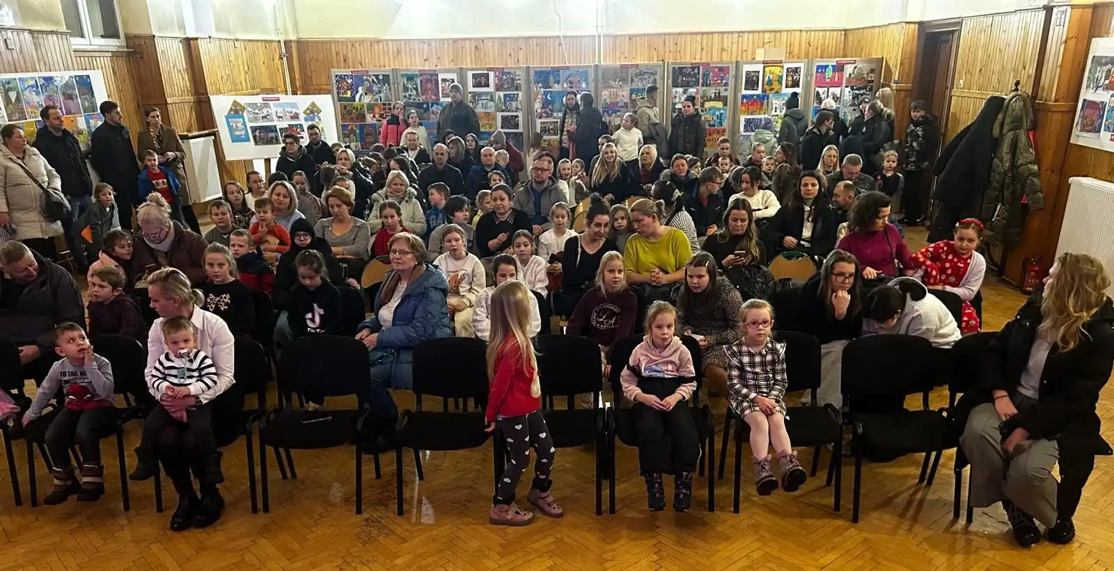 Świąteczne tradycje oczami dzieci i młodzieży