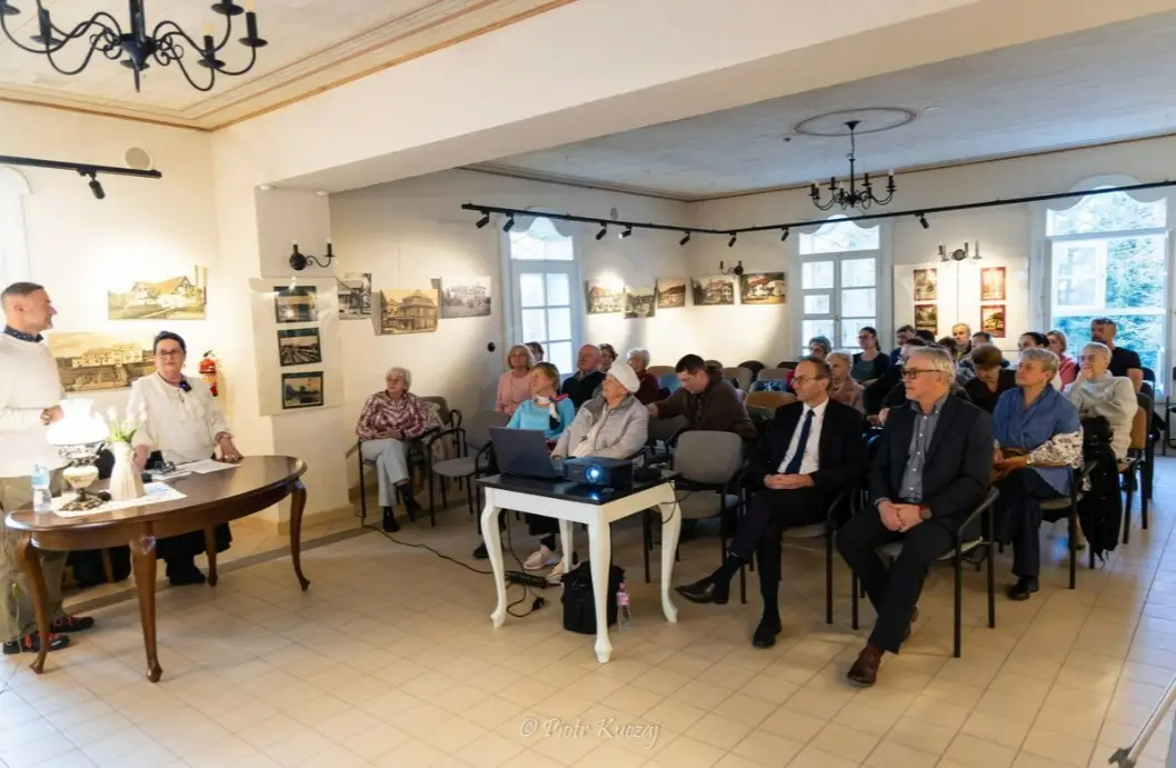 Historie zapisane w księgach. O życiu dawnych mieszkańców Rabki w Galerii „Pod Aniołem”
