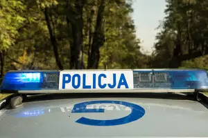 Pijany kierowca i poszukiwany pasażer. Interwencja policji w Łapszance
