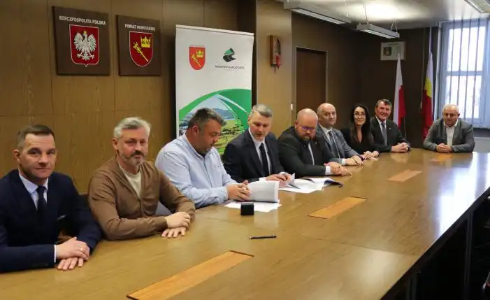 Powiat i gmina rozpoczynają inwestycję na kluczowej drodze Orawy