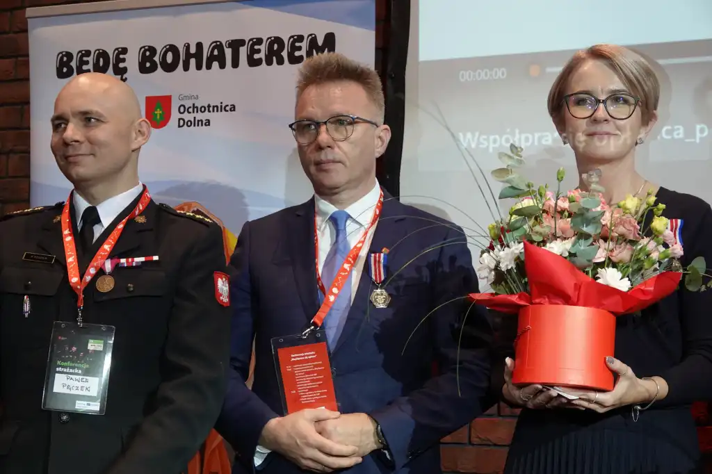 Medale za serce i odwagę. W Ochotnicy Dolnej uhonorowano zasłużonych dla pożarnictwa