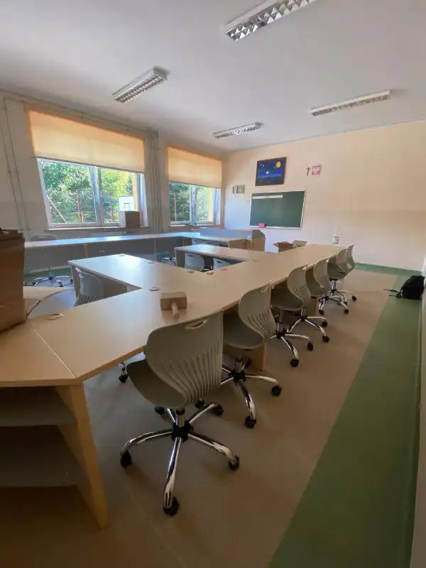 Nowoczesne pracownie i odnowione sale w szkołach gminy Poronin