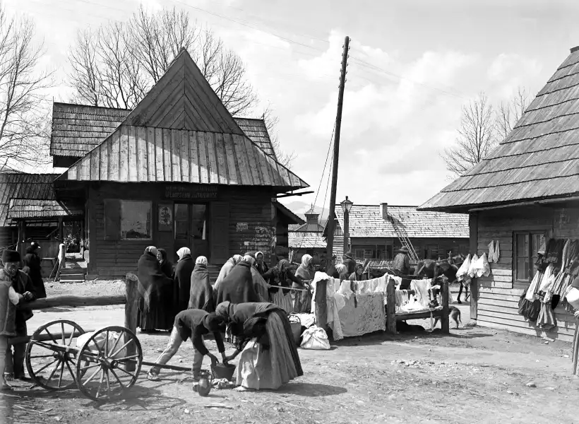 „Opowieść o sile wspólnoty”. Multimedialna wystawa o historii zakopanego i jego mieszkańców „Opowieść o sile wspólnoty”. Multimedialna wystawa o historii zakopanego i jego mieszkańców