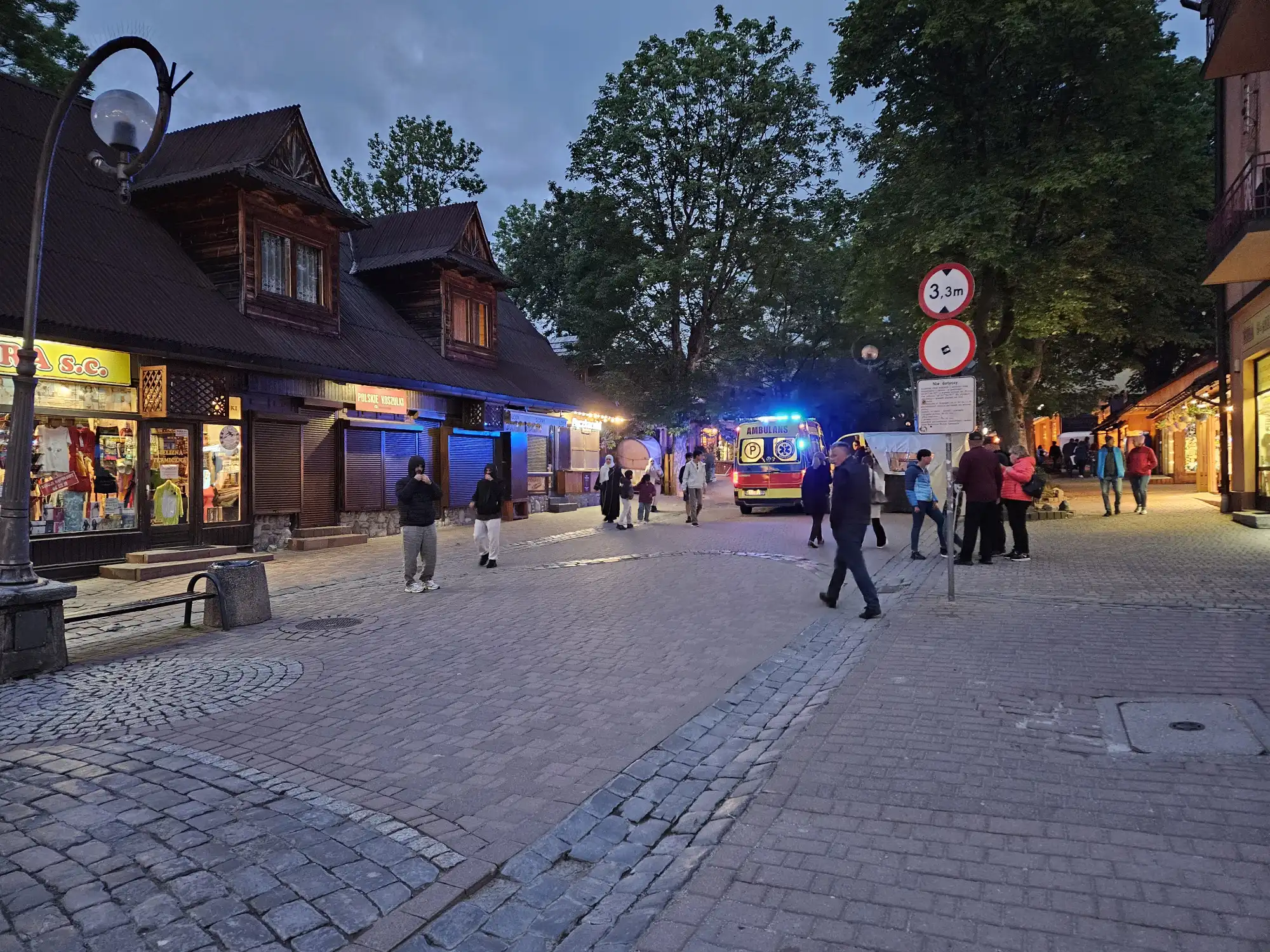 Alkohol i hulajnoga to złe połączenie. Groźny wypadek w Zakopanem