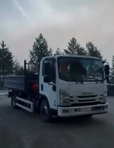 Gmina Czorsztyn wzmacnia flotę. Nowoczesny samochód ciężarowy z HDS