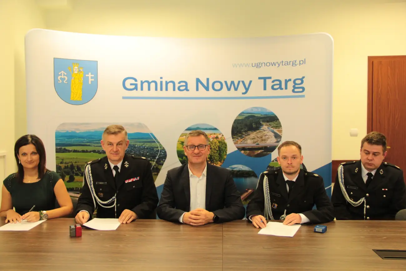 325 tysięcy złotych dla OSP Ludźmierz. Strażacy kupią nowy wóz
